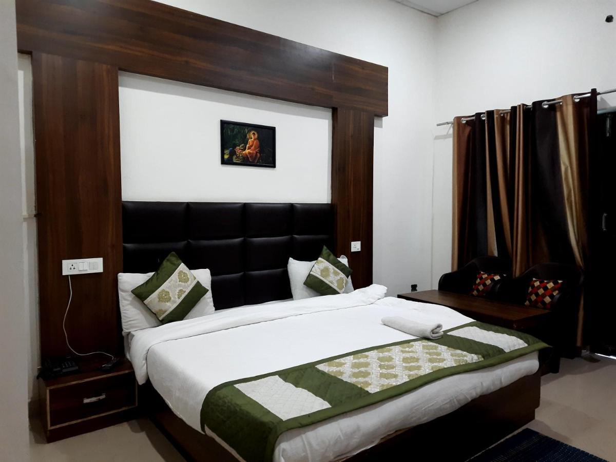 Hotel Green Park 나이니탈 외부 사진